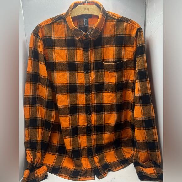 HALLOWEEN READY Forever 21 BLACK ORANGE CHECKERED BUTTON DOWN UNISEX LARGE - Picture 1 of 8